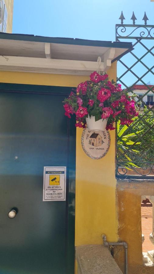 Ferienwohnung The Secret Garden Salerno Exterior foto
